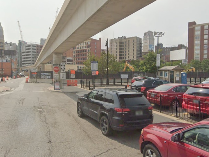 Parking at 401 Macomb St. Lot