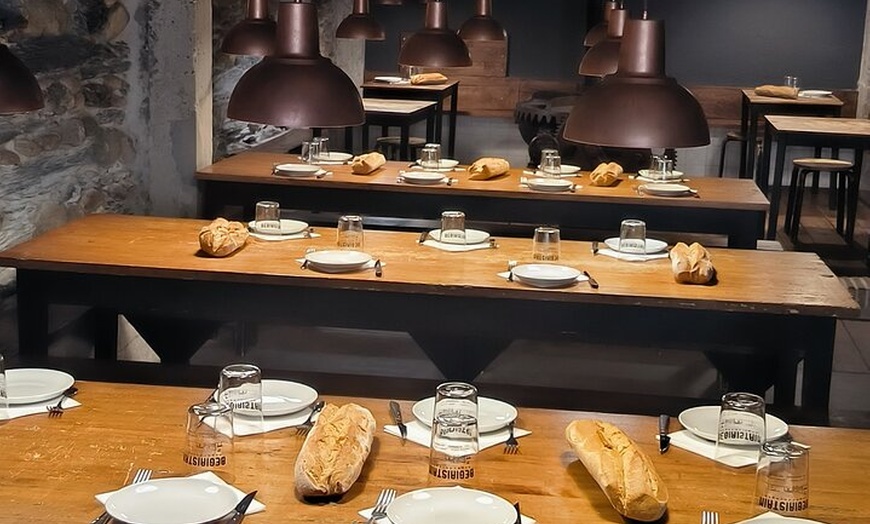 Image 13: ¡La auténtica experiencia de la comida de la sidrería!