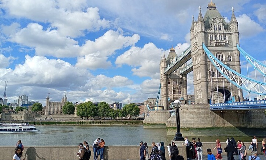 Image 13: Sunday City Hike London - with Borough Market Lunchbreak & Pub