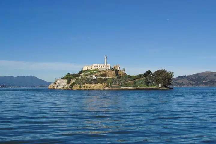 2-Day Alcatraz Ticket + Golden Gate Bridge Bike Tour