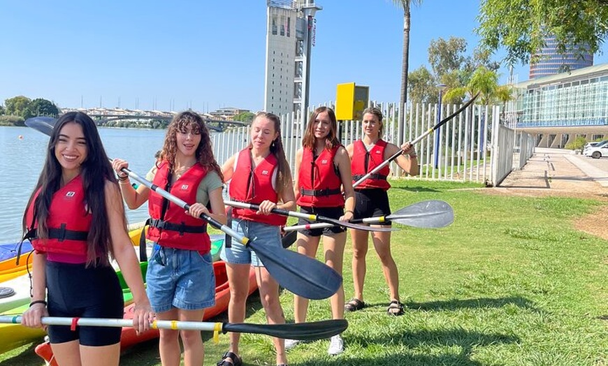 Image 10: Tour en Kayak o Alquiler por Sevilla
