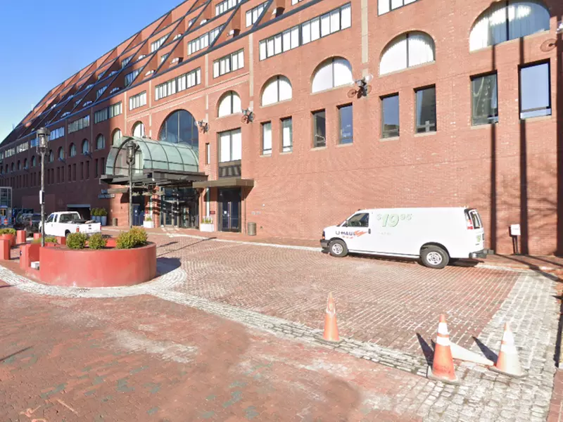 Parking at Boston Marriott Long Wharf Garage - Valet Only