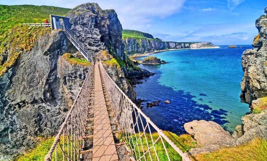 Image 11: ✈ IRLANDE | Dublin - Autotour Game of Thrones en Irlande avec locat...