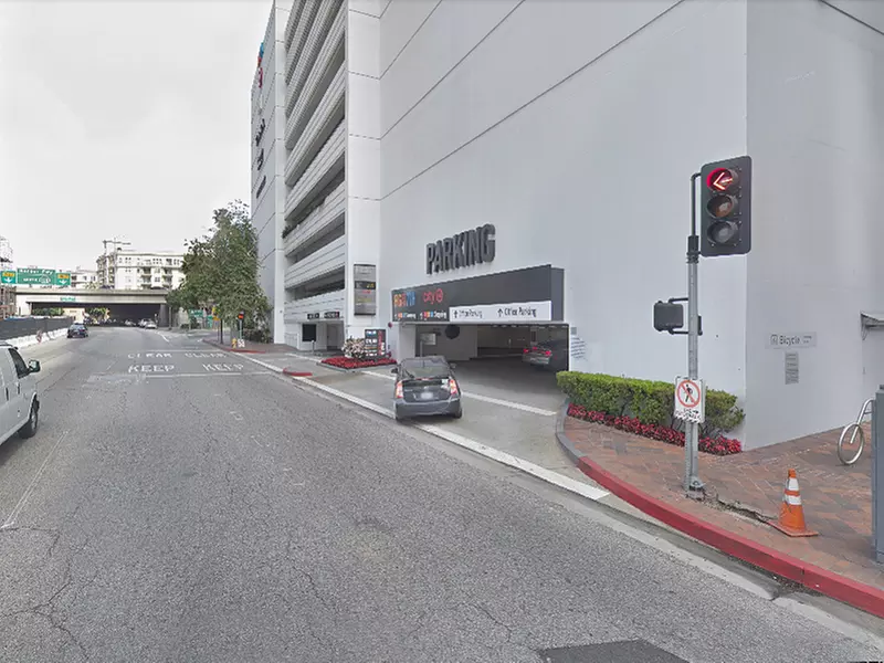 Parking at Fig at 7th Garage - Primary Image