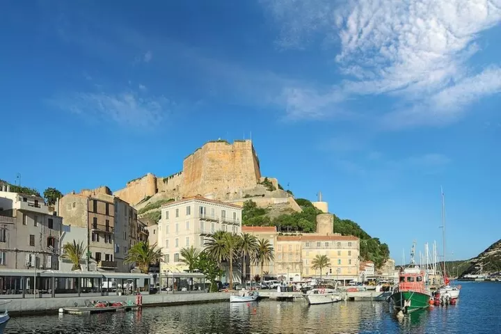 Visite à pied de l'histoire de Bonifacio depuis le port de croisière