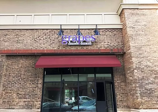 5% Cash Back at Grapes Bistro and Wine Bar