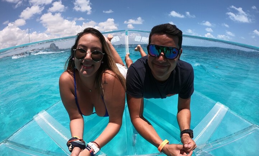 Image 4: Cancun Clear Boat Tour Nichupté & Sea + Drinks Included