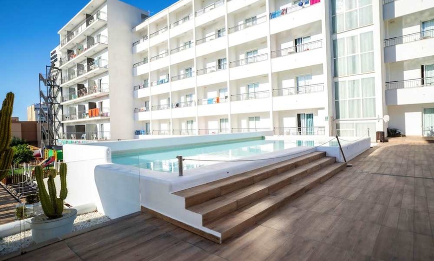Image 69: ✈ COSTA BARCELONA | Pineda de Mar - Hotel Pineda Splash 4* - Baseny
