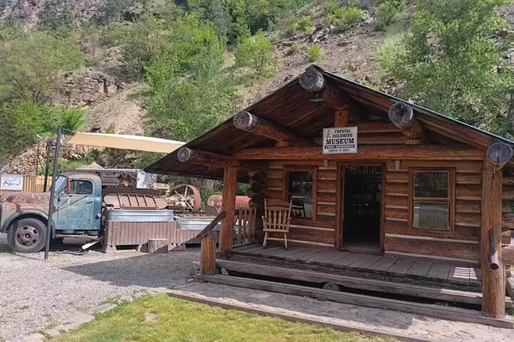 Crystal Gold Mine Tour Family Rate - Second Medium