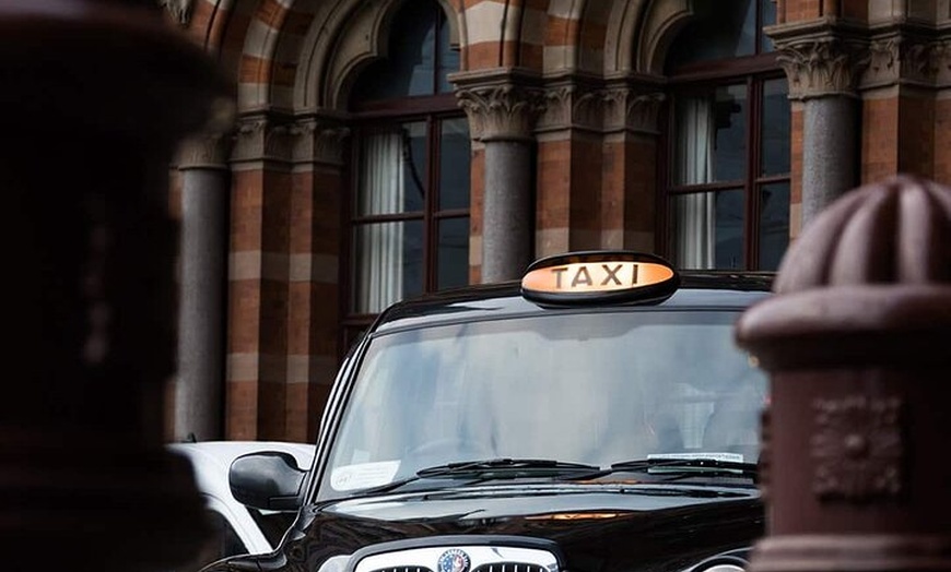Image 3: Ultimate London Tour - iconic London Taxi Tour
