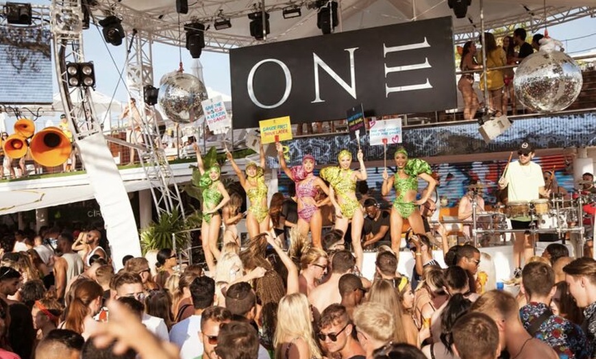 Image 8: Ibiza : Hip-Hop, R&B & Reggaeton Nightclub & Pool Party Pass