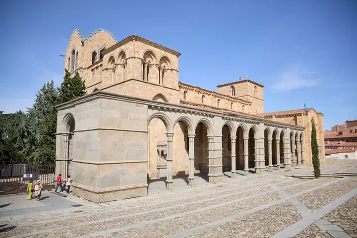 Madrid a Ávila & Segovia : Tour de día completo por los puntos culm...