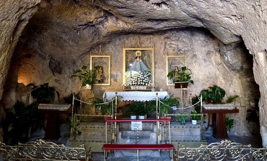 Image 3: Excursión privada de un día a Las Mijas desde Málaga