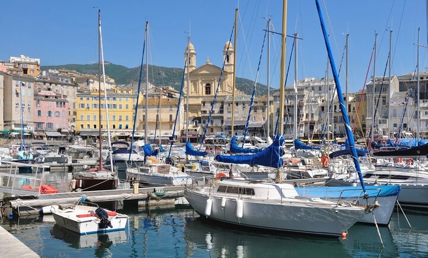Image 5: Explorez Bastia en 60 minutes avec un Local