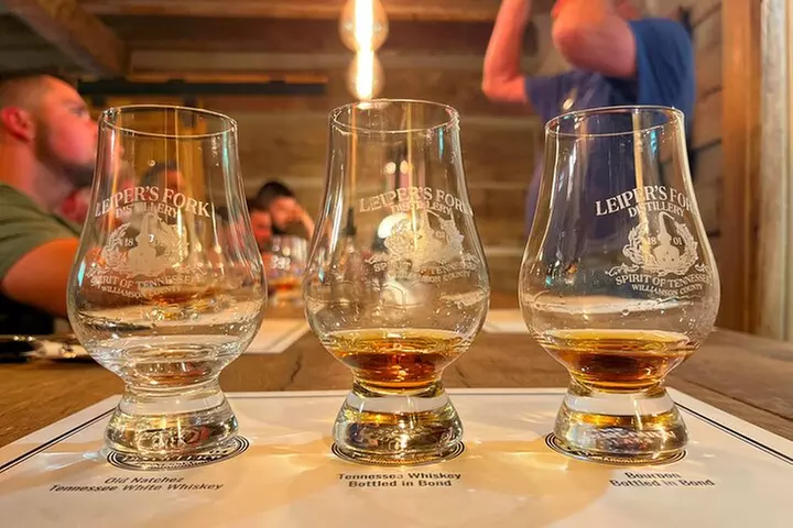 Tennessee Whiskey Experience: Bus Tour with 11+ Whiskey Tastings