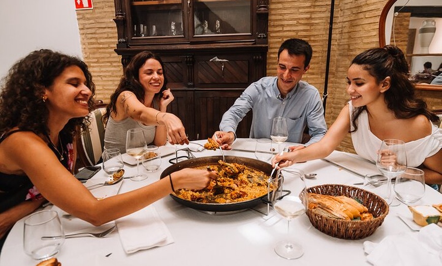 Image 3: Valencia Auténtica Paella y delicias locales Tour gastronómico