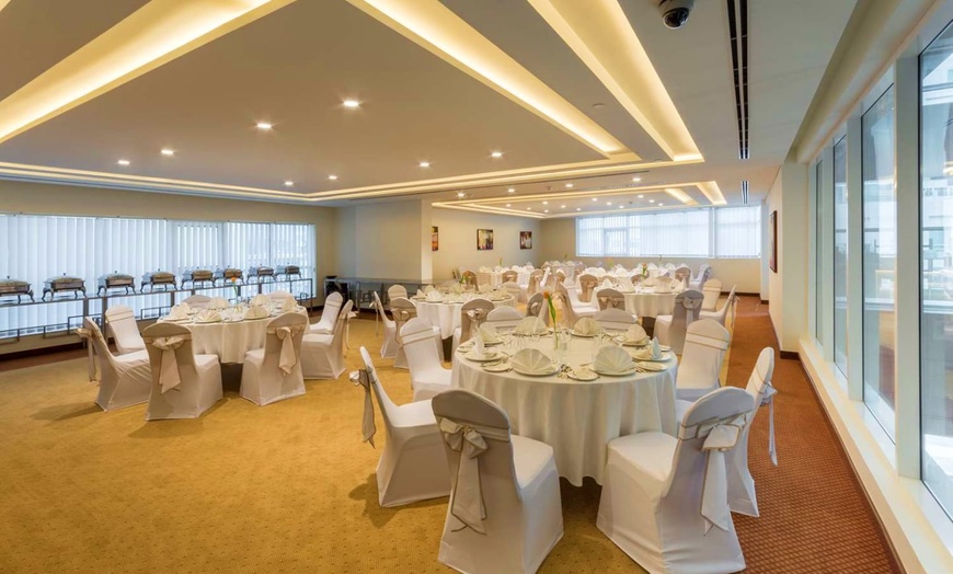 Image 12: ✈ ZJEDNOCZONE EMIRATY ARABSKIE | Dubaj - Golden Tulip Media Hotel 4...