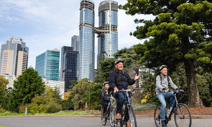 Image 19: Famous Melbourne City Bike Tour