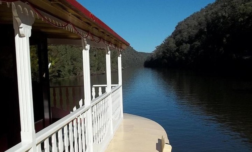 Image 7: Morning in the Gorge Cruise