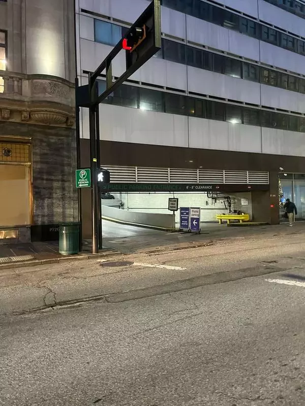 Parking at 7W7 Garage