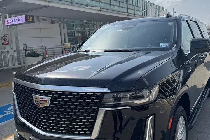 Private SUV Transfer from O'Hare Midway Airport to Chicago