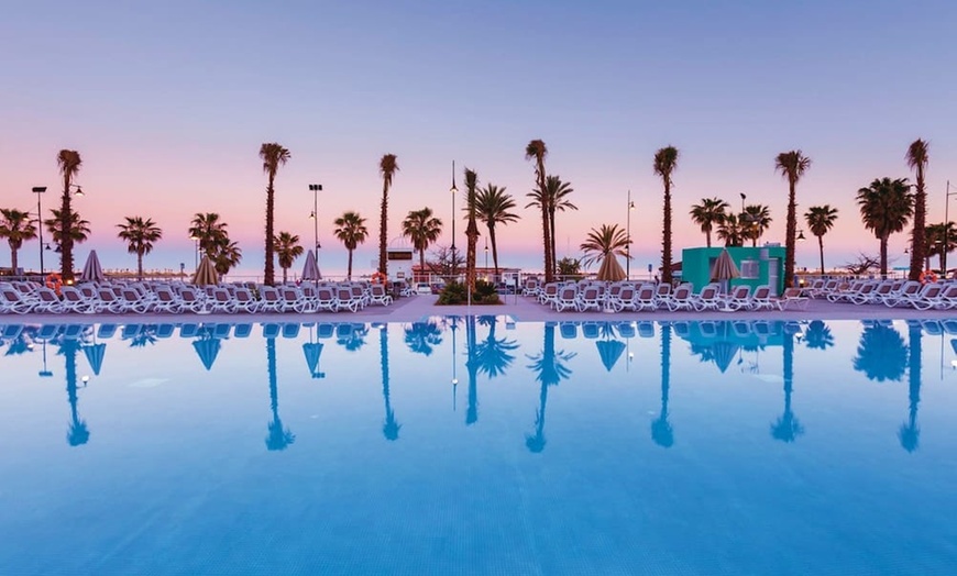 Image 1: ✈ COSTA DEL SOL | Torremolinos - Hotel Riu Costa del Sol 4*, 3 Näch...