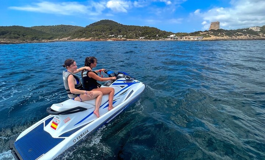 Image 2: Jetski tour de 1'30h a Santa Eulalia