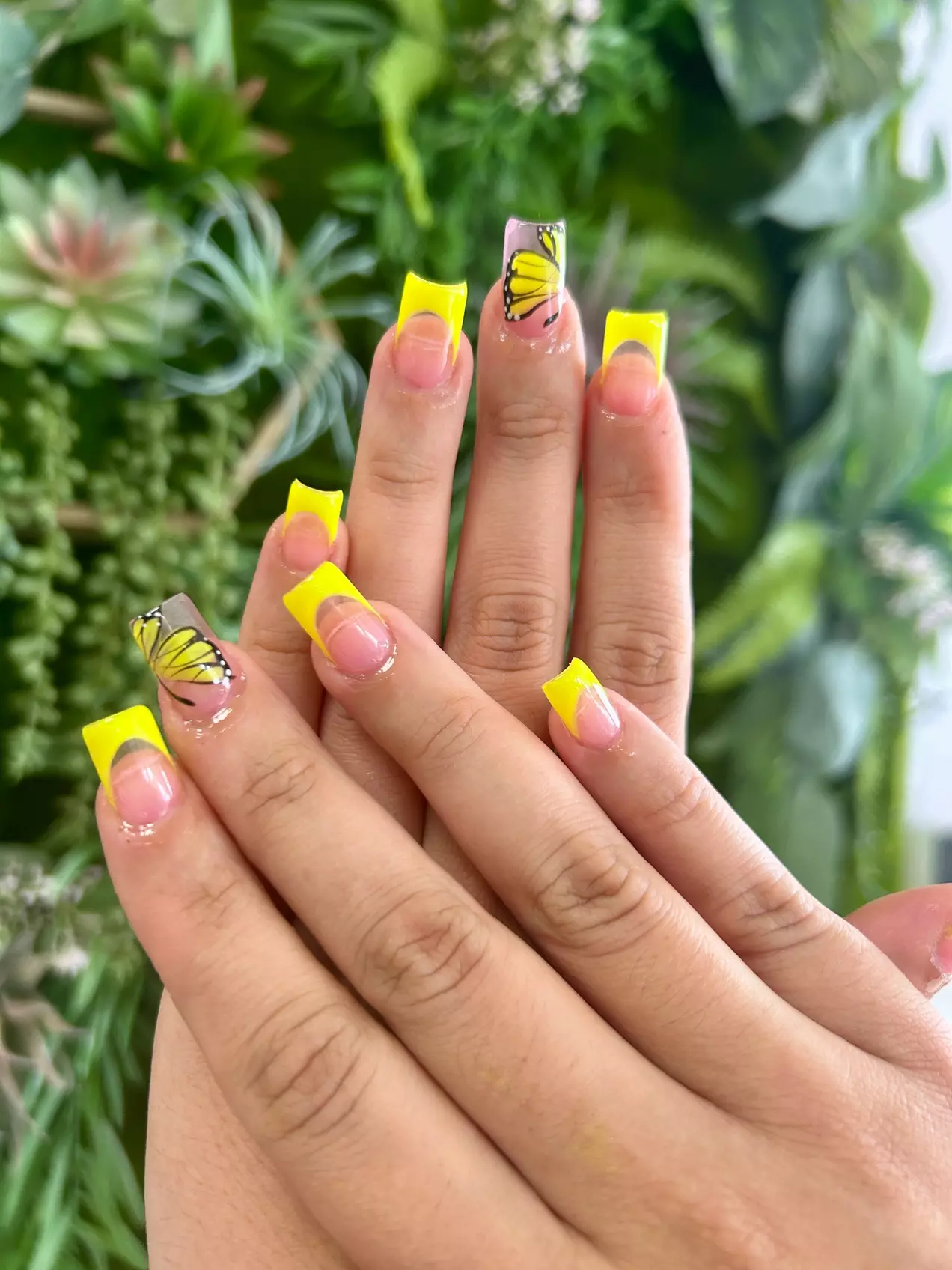 $15 For $30 Towards Any Full Nail Services