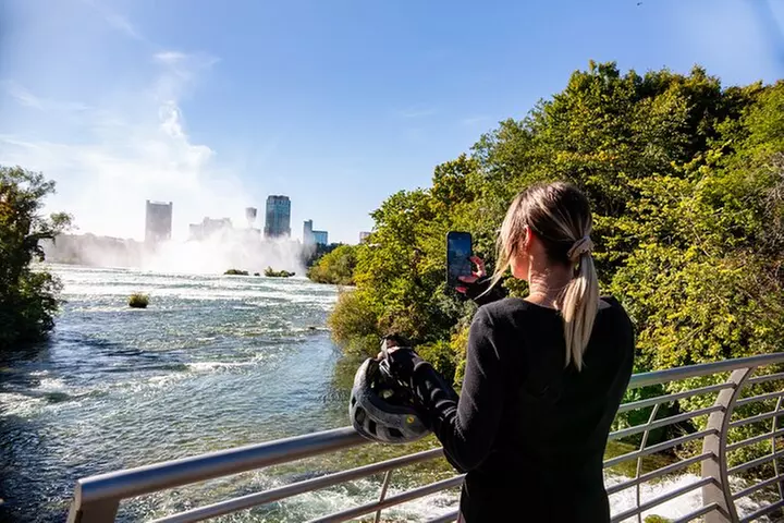 Niagara Falls E-Bike Tour