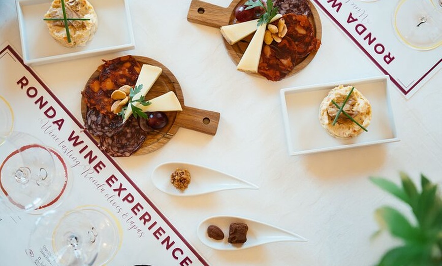 Image 4: RONDA WINE EXPERIENCE Catas de Vino Aceite de Oliva y Tapas