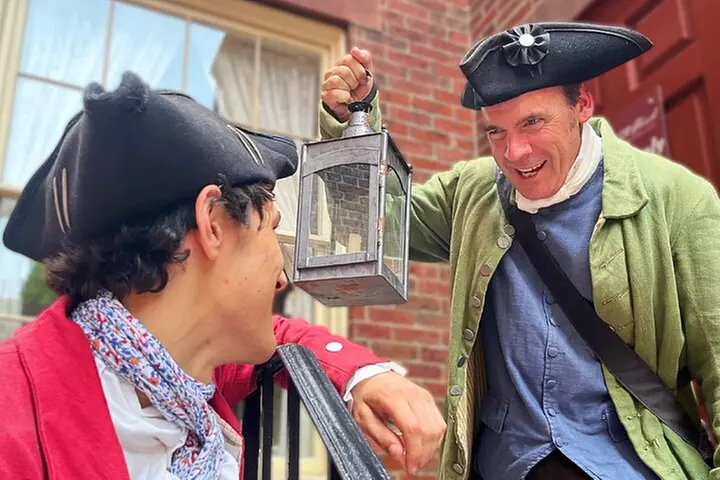 Boston Freedom Trail Walking Tour with Costumed Guide