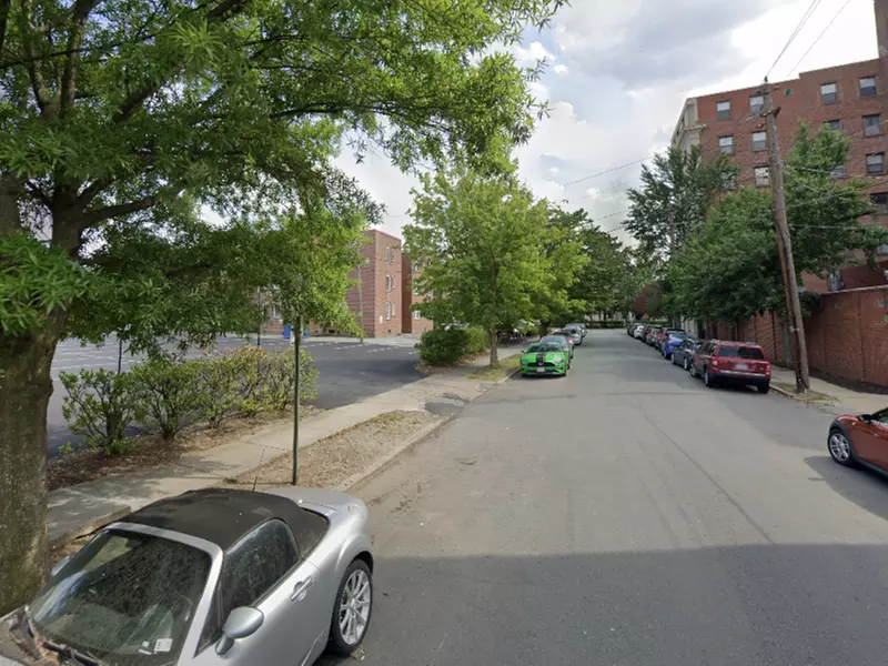 Parking at Lot 523 - St. Mark's Church