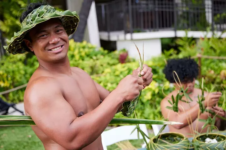 Waikiki Starlight Luau on The Great Lawn-Hilton Hawaiian Village