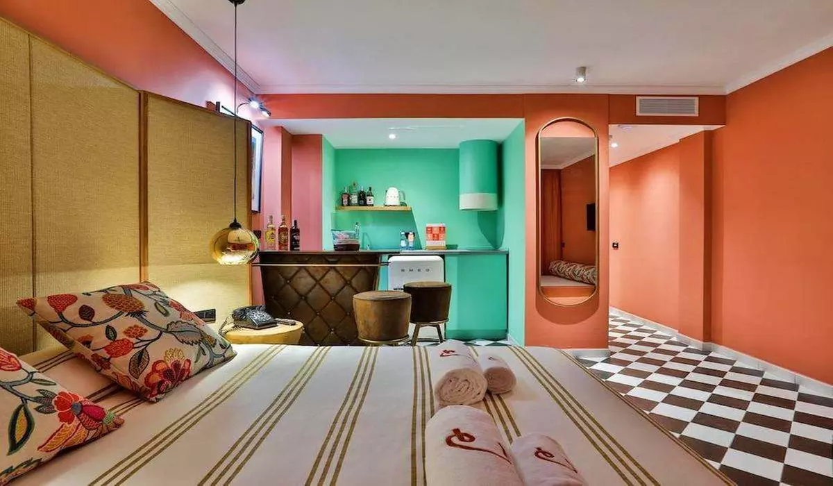 ✈ IBIZA | Sant Antoni de Portmany - Cubanito Ibiza Suites 4*, 3 nac...