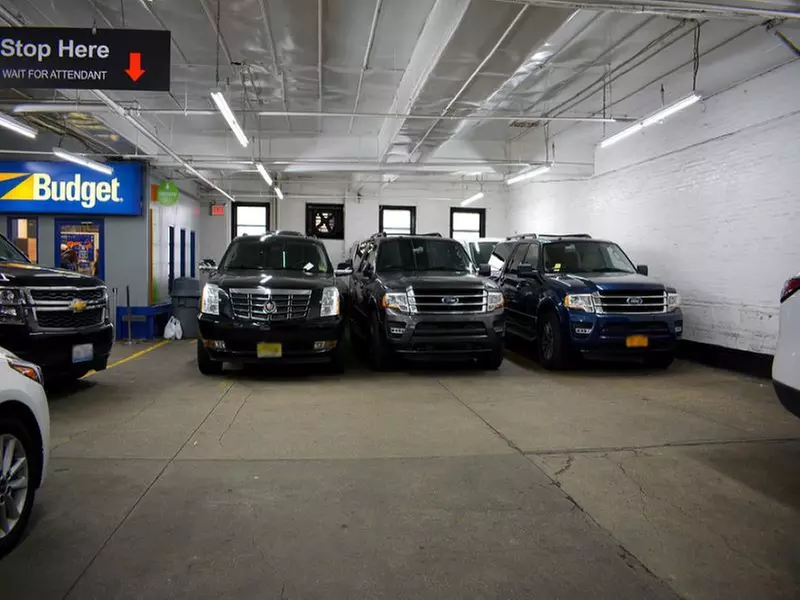 Parking at iPark - 304 West 49th Parking Corp. Garage
