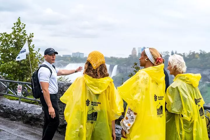Niagara Falls USA & Canada Tour with Cave, Boat Ride & Skylon