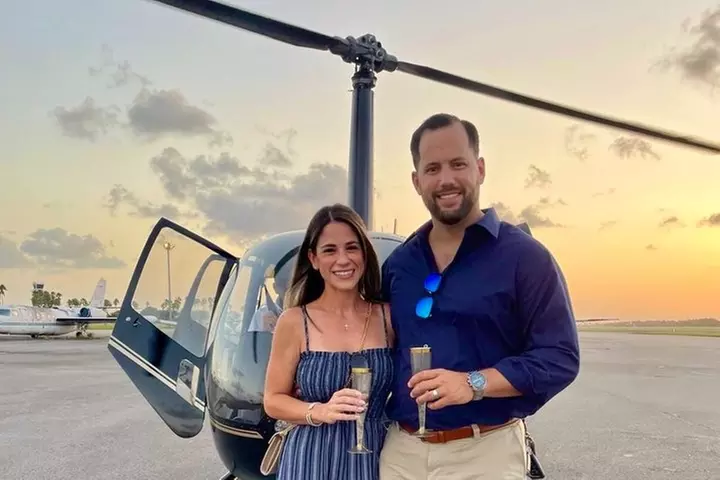 Romantic Miami Helicopter Tour with Champagne