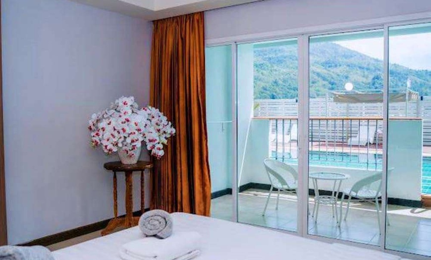 Image 157: ✈ POŁUDNIOWA TAJLANDIA | Phuket - Casa Del M 4* - Odkryty basen