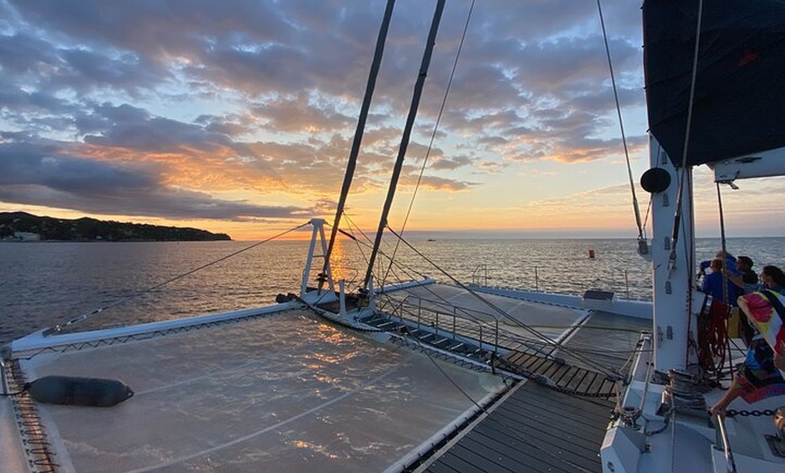 Image 15: Puesta de Sol desde LLoret de Mar con Dj y bebidas