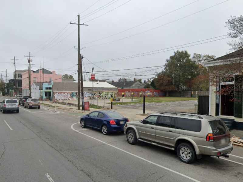 Parking at 621 Elysian Fields Lot - P181