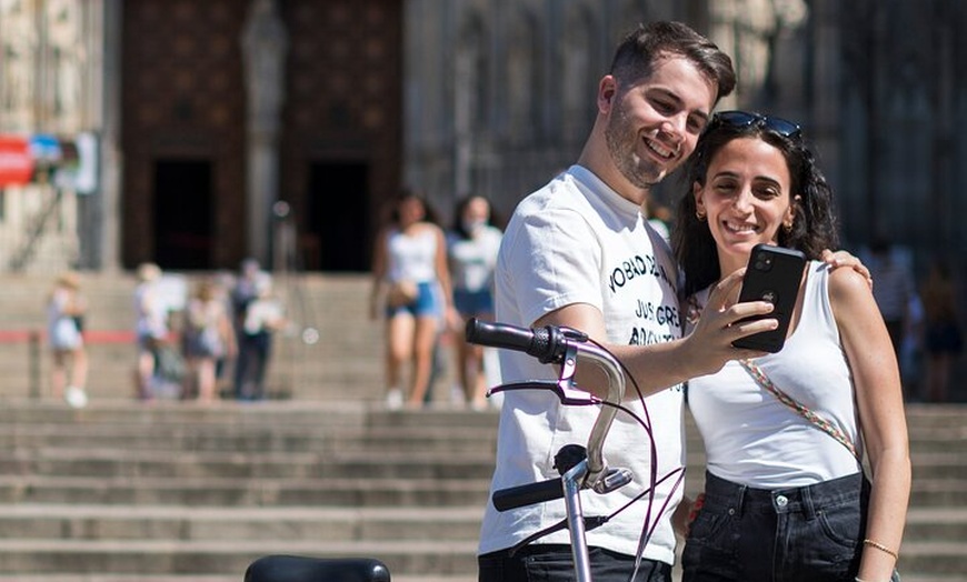 Image 2: Barcelona: Alquiler de bicicleta por 2/4/8 horas o 1 día