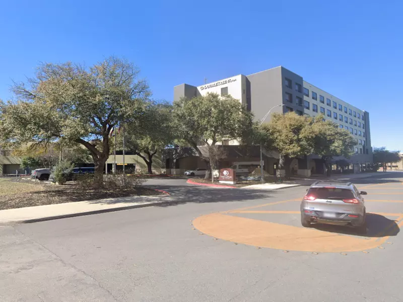 Parking at Double Tree San Antonio Garage