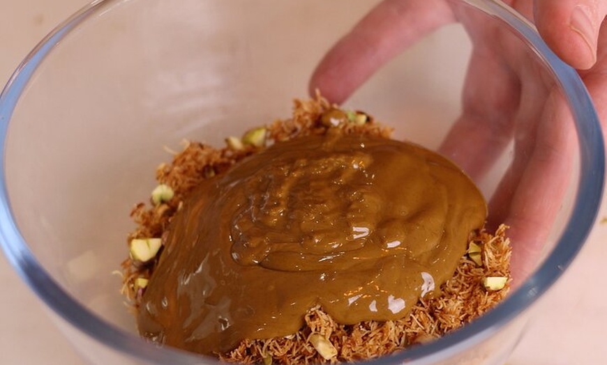 Image 4: Discover London's Culinary Delights