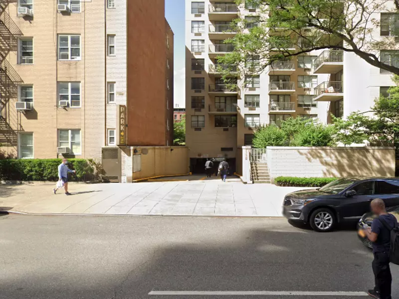 Parking at Glenwood Management - The Somerset Garage