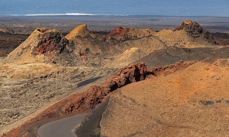 Image 6: Caminata por el volcán - Erupciones de Timanfaya