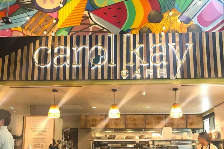 Houston Downtown Food Tour with 6 Tastings of Tradition & Fusion