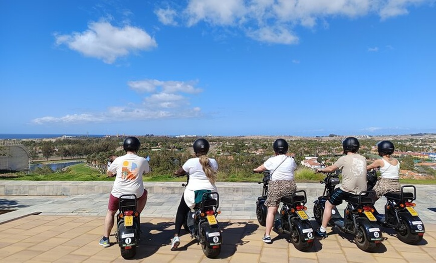 Image 11: Explora Maspalomas - Playa Ingles Alquila un e-Scooter 2 plazas