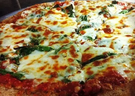 5% Cash Back at Magpies Gourmet Pizza