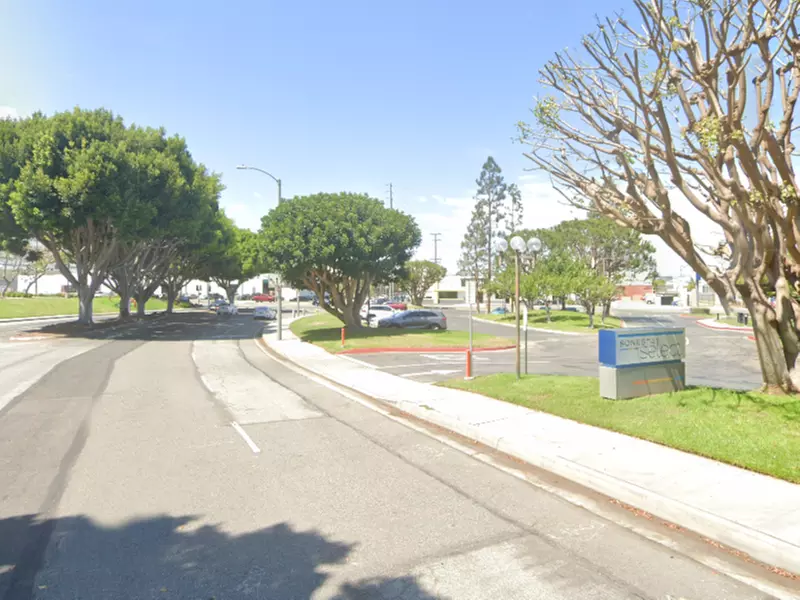 Parking at 2000 E. Mariposa Ave. Lot