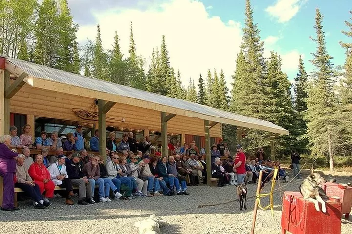 Husky Homestead Tour